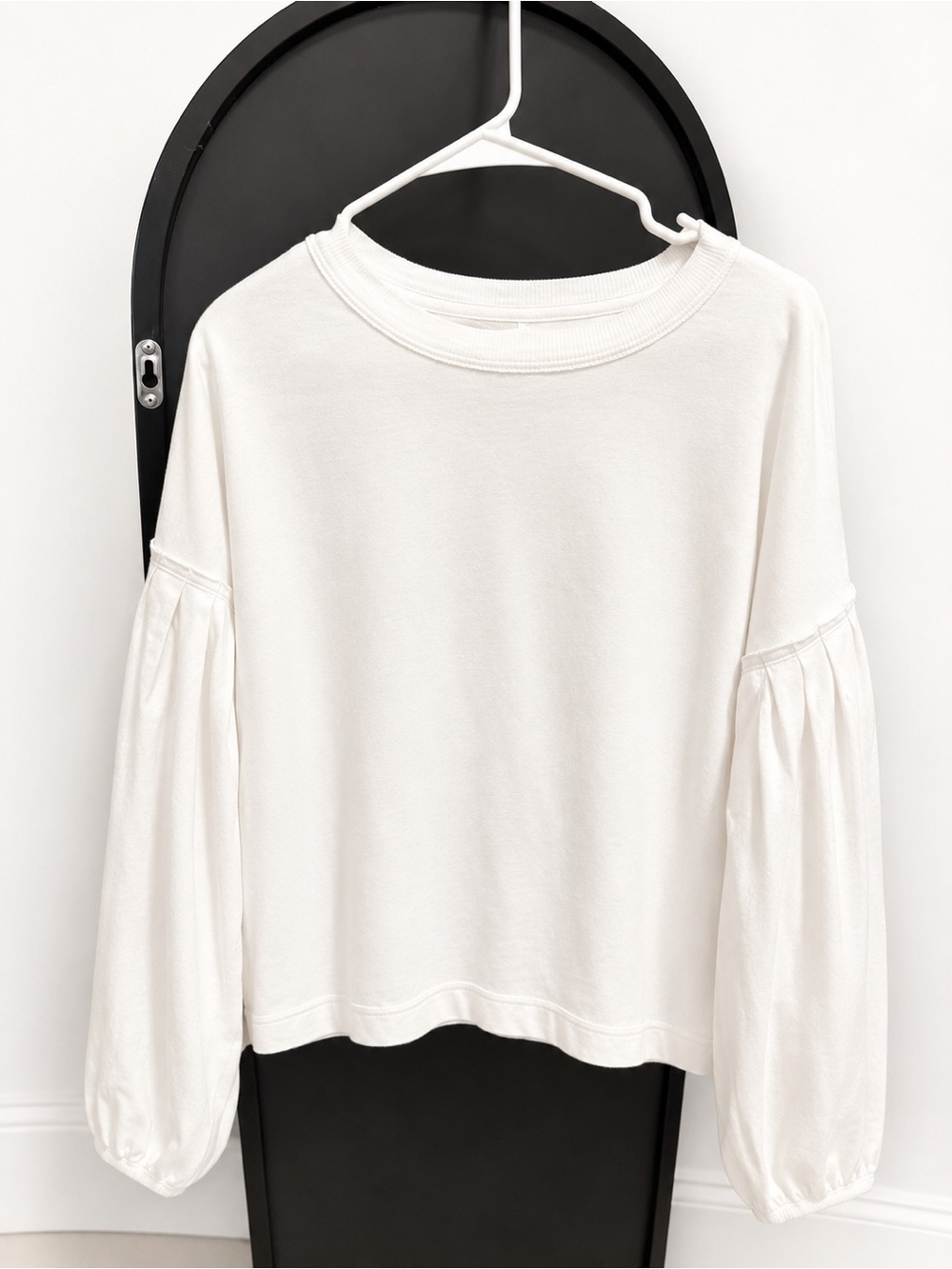 aerie White Balloon-Sleeve Tunic Top